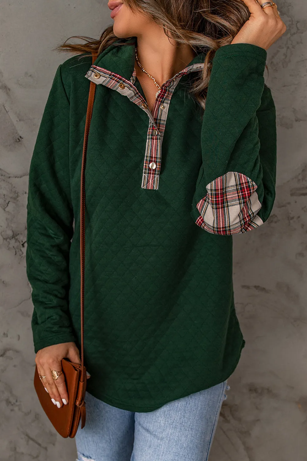 *App Exclusive* Plaid Snap Down Quilted Sweatshirt
