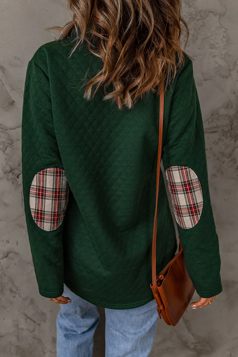 *App Exclusive* Plaid Snap Down Quilted Sweatshirt
