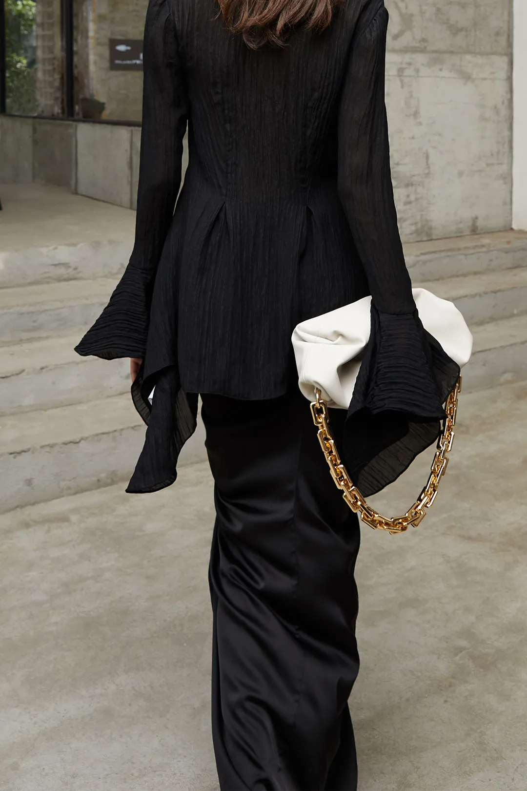 Gathered slit skirt | Black slit skirt | Street shot split skirt