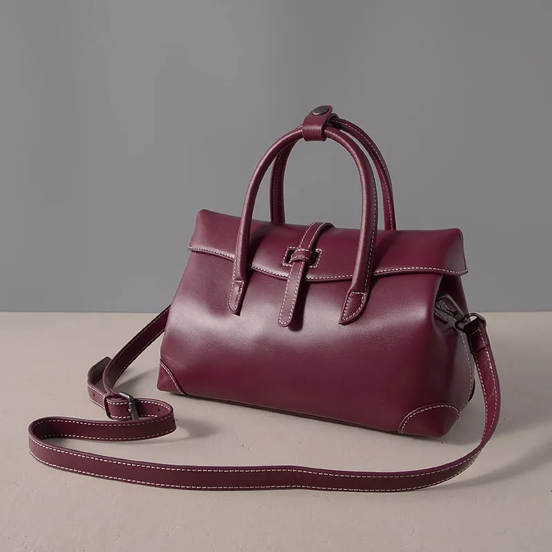Trendy classic commuter handbag