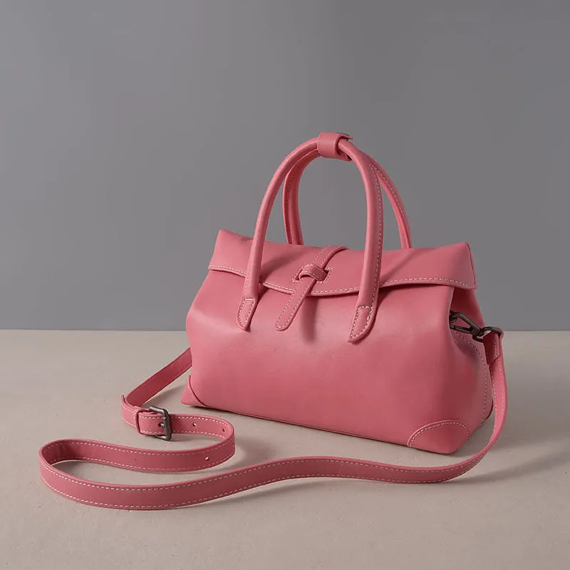 Trendy classic commuter handbag