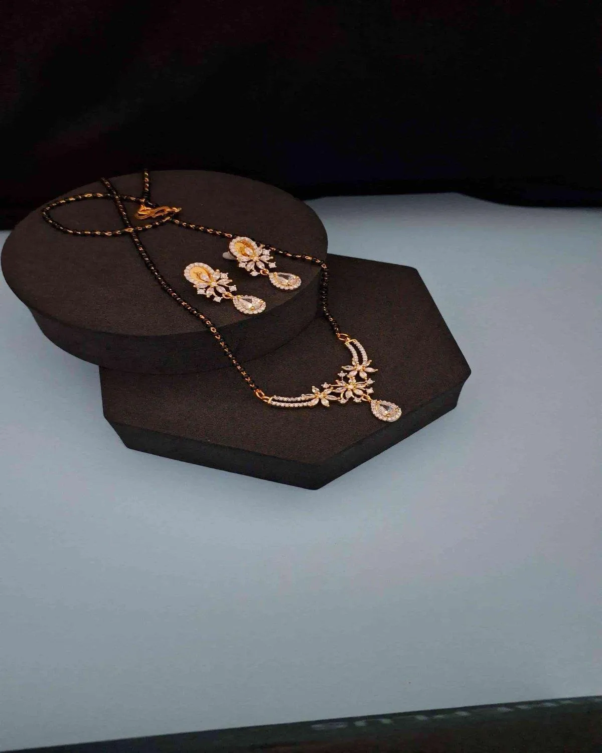 Zevarly Sneha Gold Mangalsutra