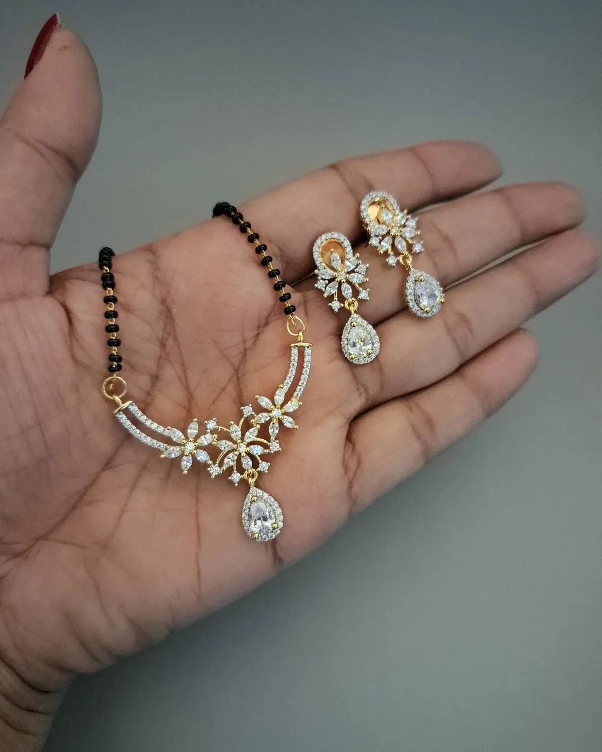 Zevarly Sneha Gold Mangalsutra